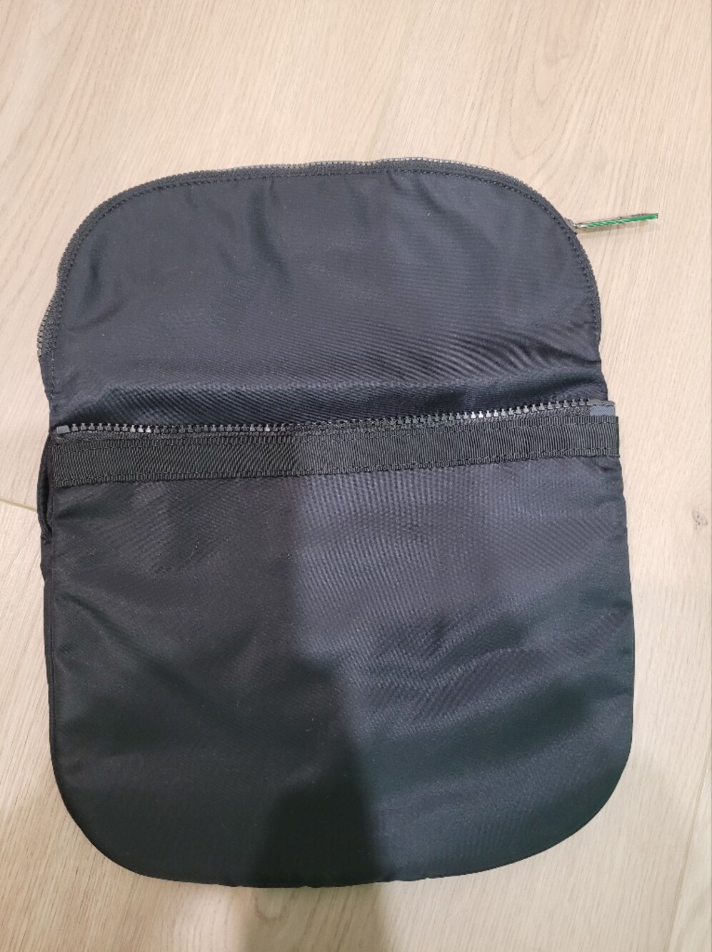 Black Lululemon Replacement Pouch - Picture 8 of 10
